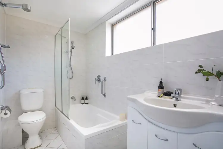 Sixth view of Homely apartment listing, 3/89 Dee Why Parade, Dee Why NSW 2099