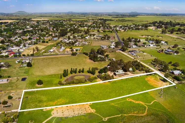 12 Nicholson Street, Clunes VIC 3370