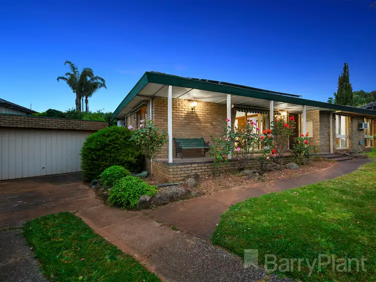 5 Carisbrook  Court, Doncaster East VIC 3109