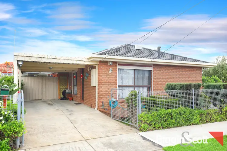 1/29 Branston Road, St Albans VIC 3021
