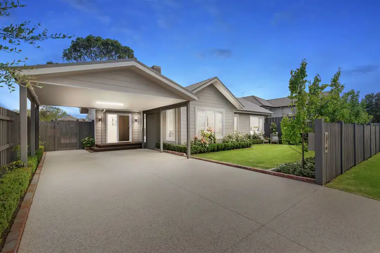 5 Devon Street, Rosebud VIC 3939