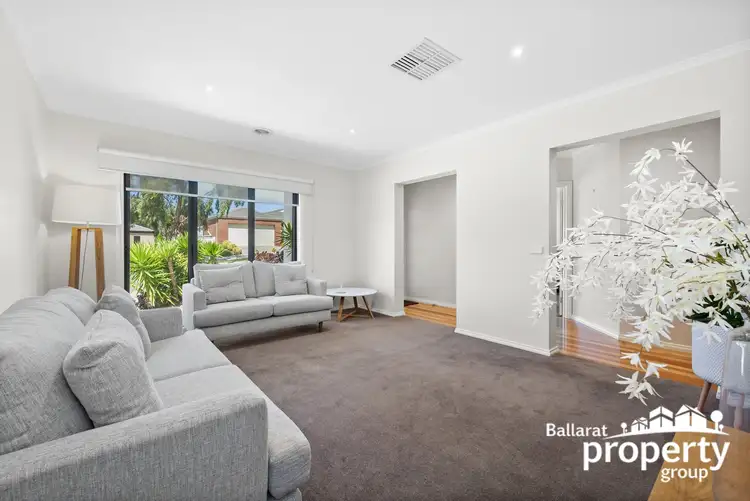 Third view of Homely house listing, 5 Payton Crescent, Canadian VIC 3350
