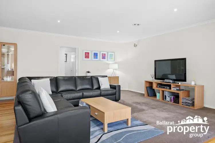 Fifth view of Homely house listing, 5 Payton Crescent, Canadian VIC 3350