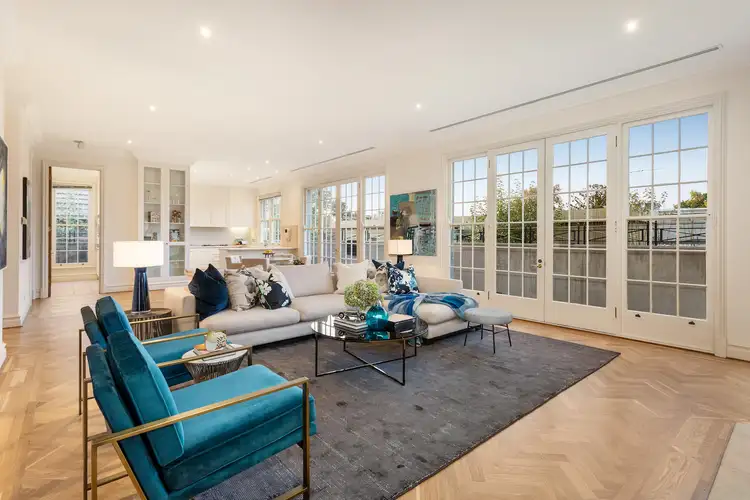 Third view of Homely apartment listing, 2/3 Huntingfield Road, Toorak VIC 3142