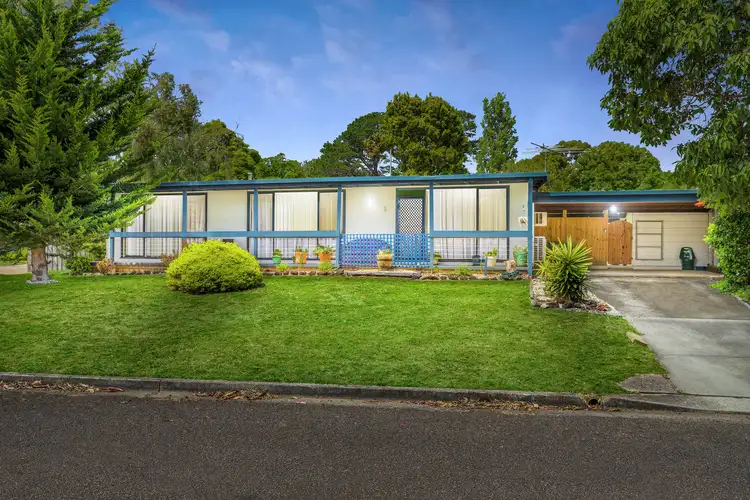 6 Cleeland Court, Rosebud VIC 3939