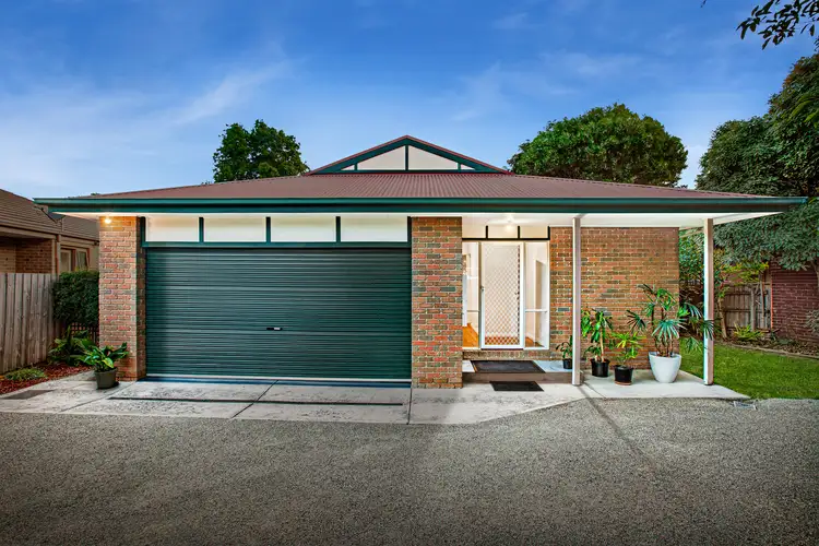 Main view of Homely unit listing, 2/10 Reilly Street, Ringwood VIC 3134