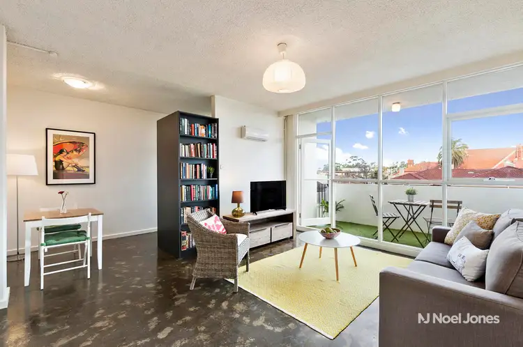 Fourth view of Homely apartment listing, 2E/12 Marine Parade, St Kilda VIC 3182