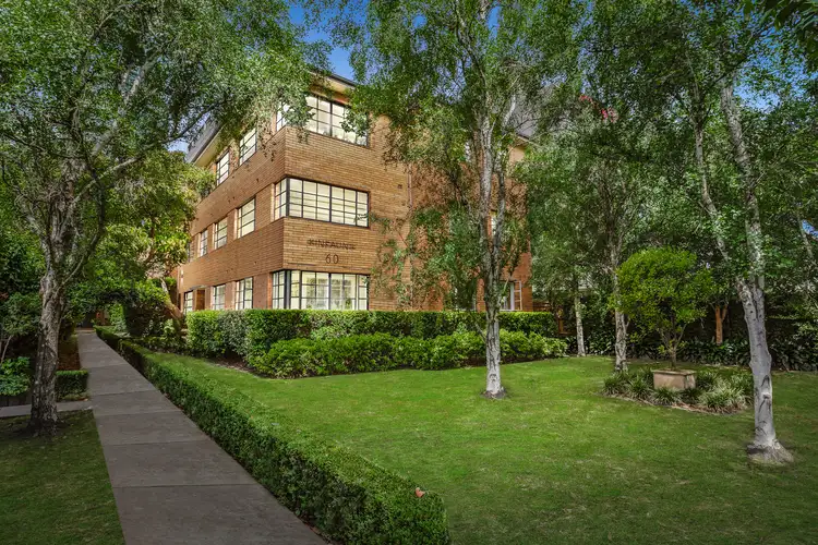 2/60 Queens Road, Melbourne VIC 3004