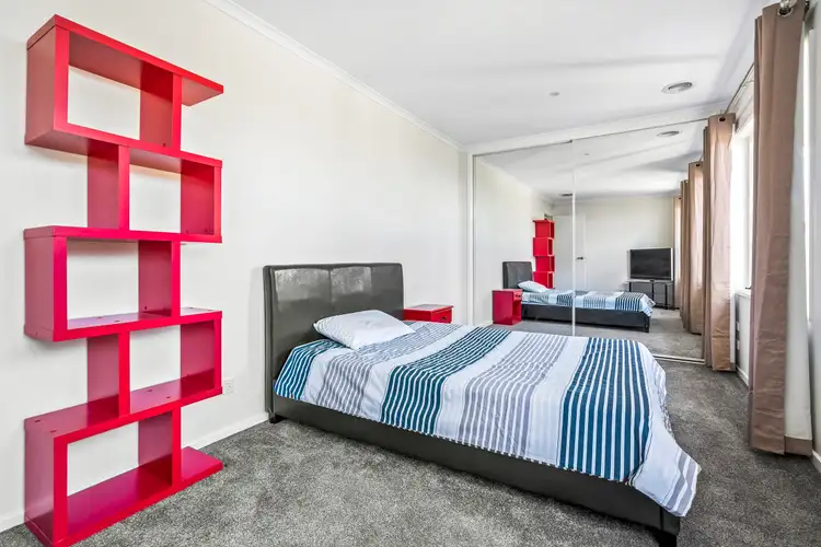Sixth view of Homely house listing, 2 Fairbank Place, Melton West VIC 3337