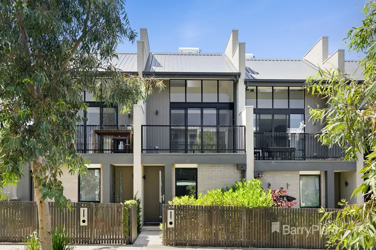 63 Central Park Walk, Cheltenham VIC 3192