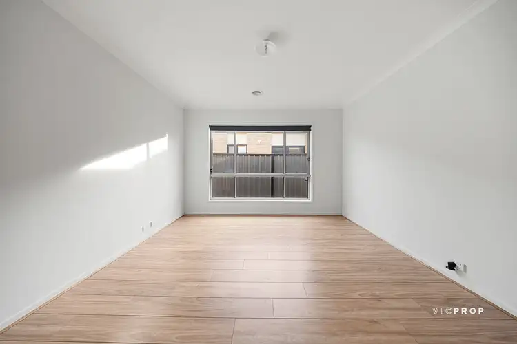 Fourth view of Homely house listing, 15 Larnook Crescent, Truganina VIC 3029