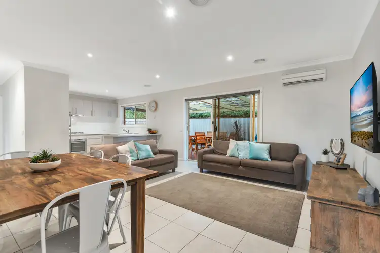 Fifth view of Homely house listing, 2 Reward Court, Waurn Ponds VIC 3216