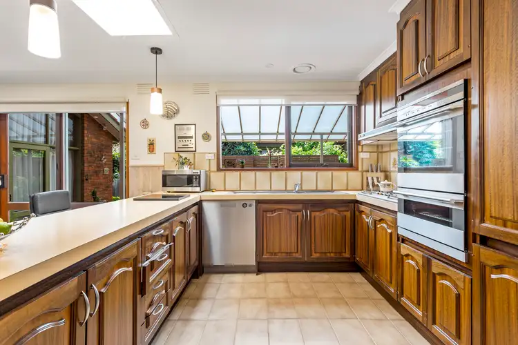 Fifth view of Homely house listing, 2 Bebs Court, Templestowe VIC 3106