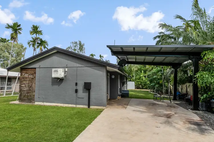 27 Parkside Crescent, Leanyer NT 812