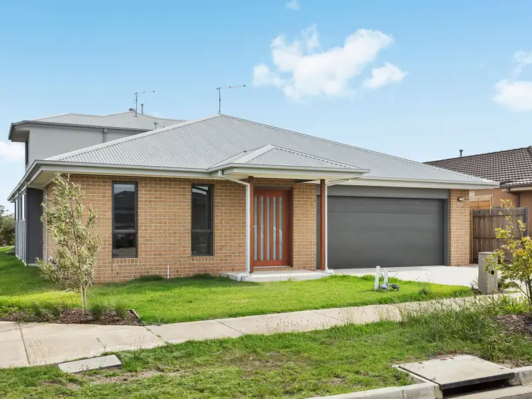 Main view of Homely house listing, 1/16 Sanderling Avenue, Armstrong Creek VIC 3217