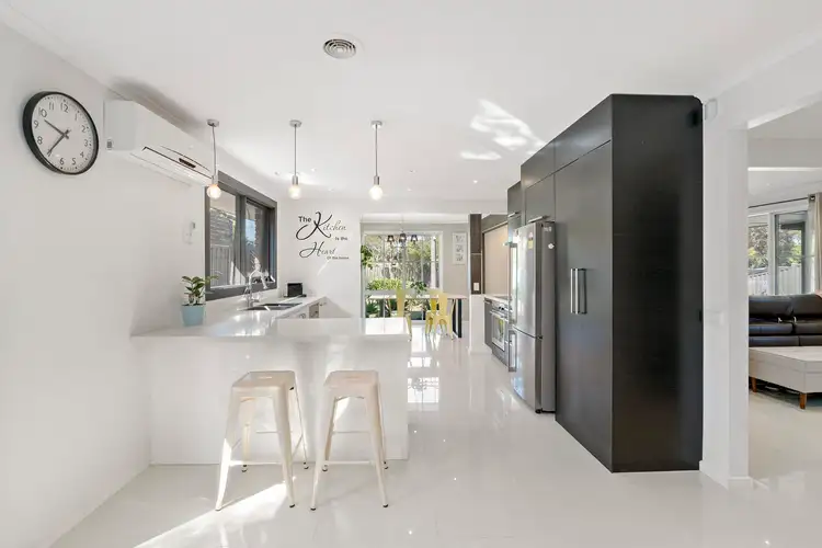 10 Glen Alvie Street, Seaford VIC 3198