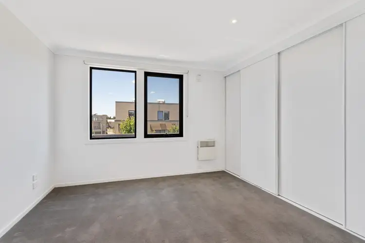 Fifth view of Homely townhouse listing, 21 Kiln Walk, Maidstone VIC 3012