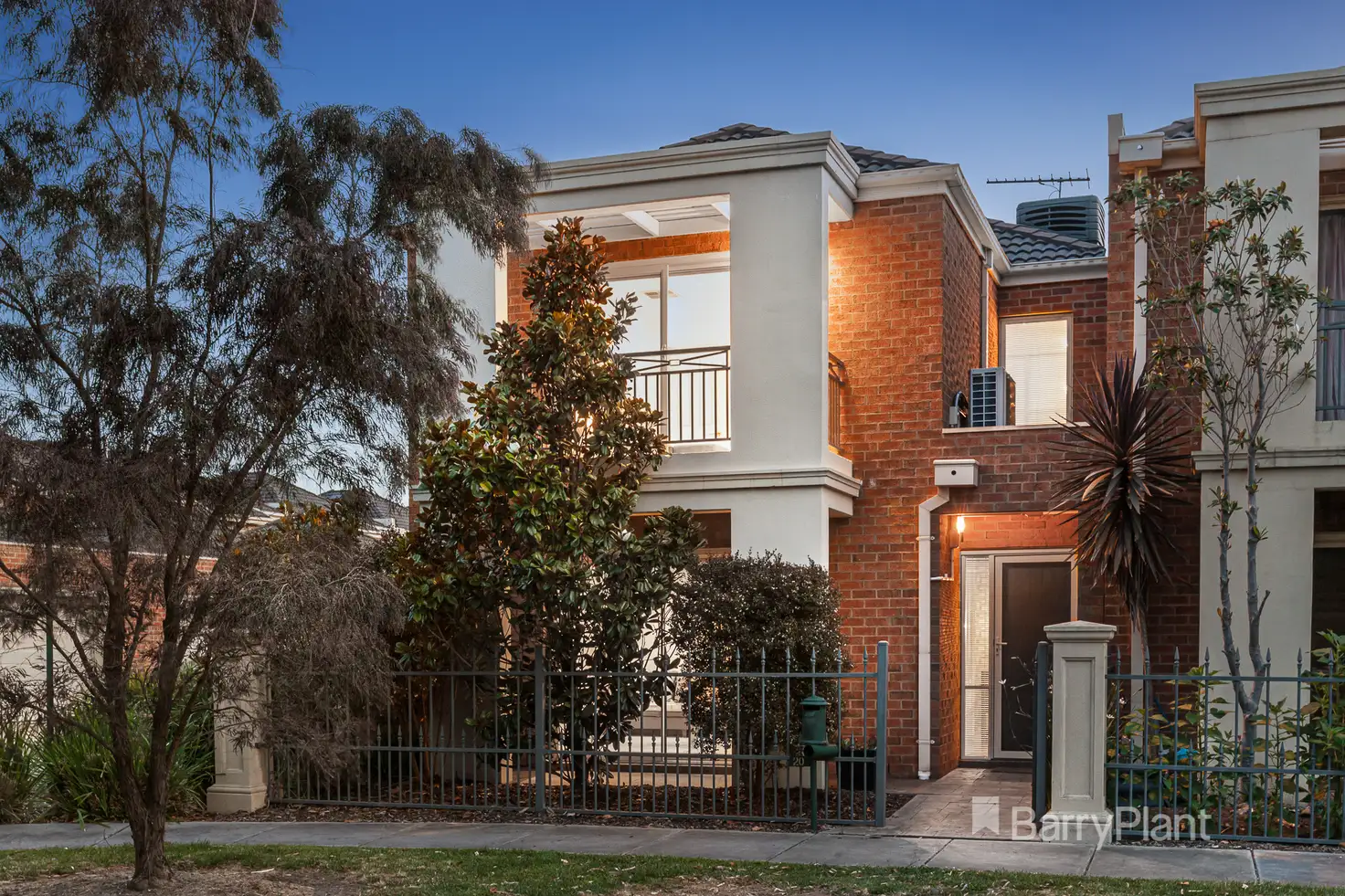 Main view of Homely townhouse listing, 20 Parkway Lane, Mitcham VIC 3132