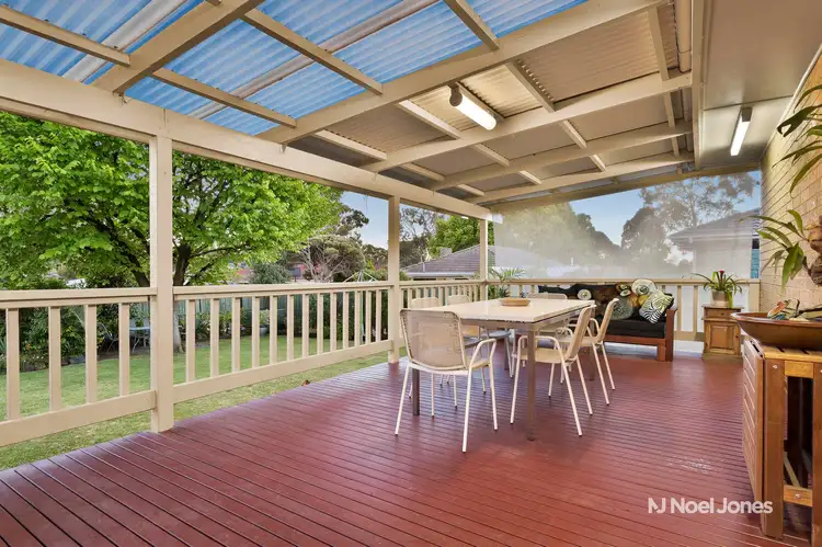 Fourth view of Homely house listing, 17 Holbein Court, Scoresby VIC 3179
