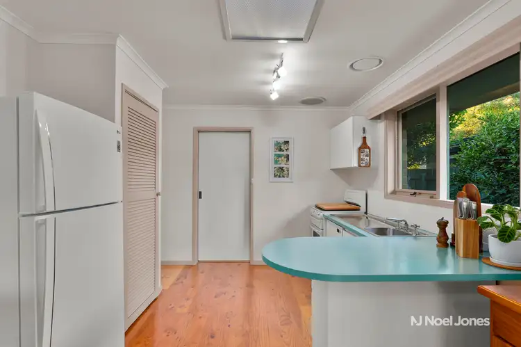 Sixth view of Homely house listing, 17 Holbein Court, Scoresby VIC 3179
