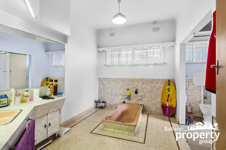 Sixth view of Homely house listing, 2 Form Street, Wendouree VIC 3355