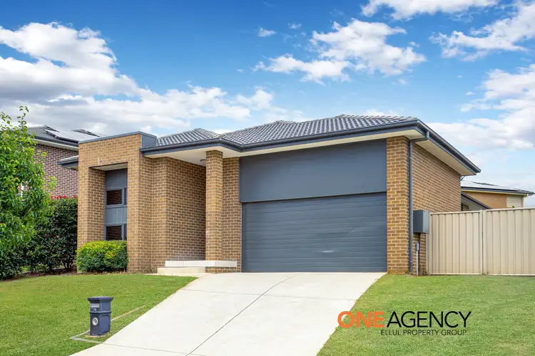 79 Heritage Heights Circuit, St Helens Park NSW 2560