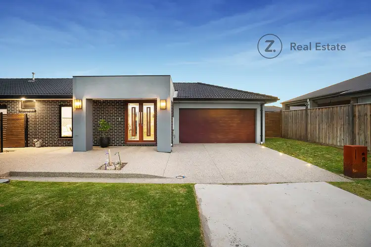 Second view of Homely house listing, 9 Greenglade Way, Cranbourne East VIC 3977