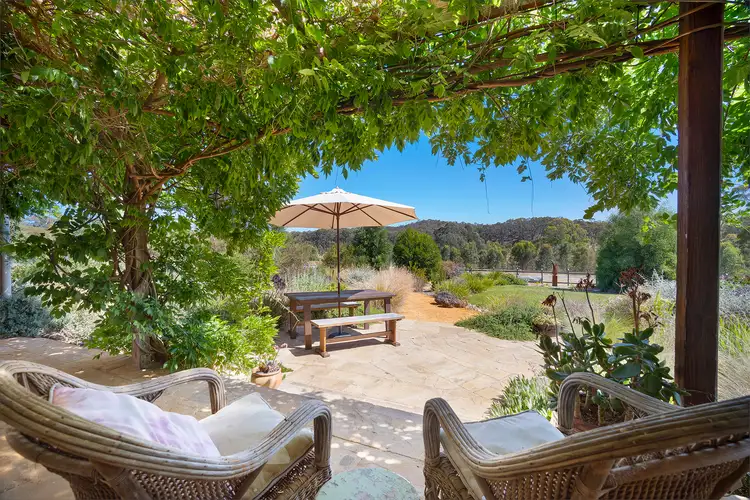 180 Heagneys Track, Werona VIC 3364