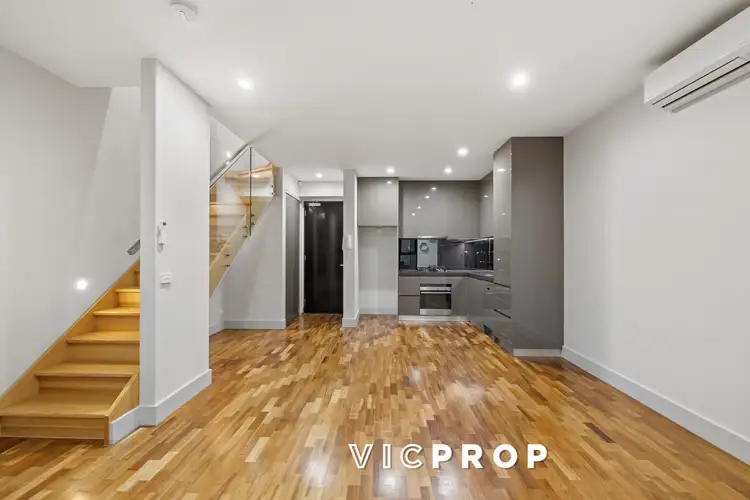 Second view of Homely townhouse listing, 4/2C Oak Grove, Ripponlea VIC 3185