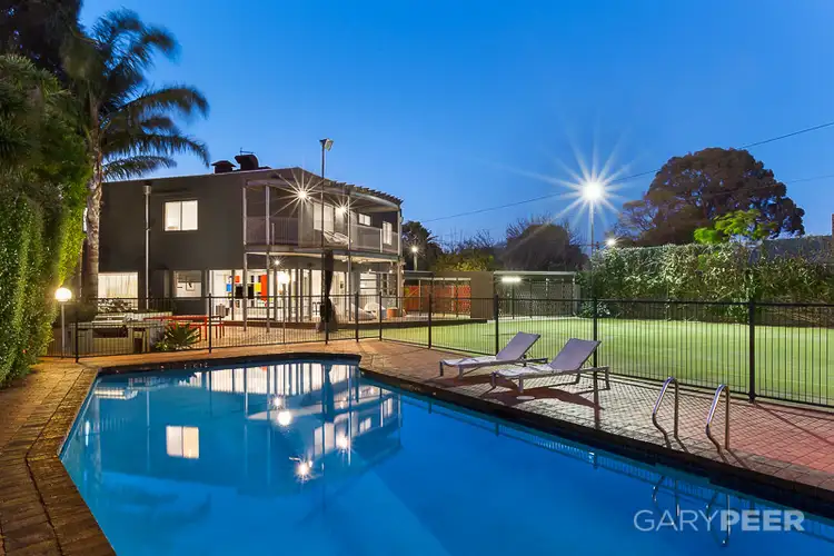 13 Northcote Avenue, Caulfield North VIC 3161