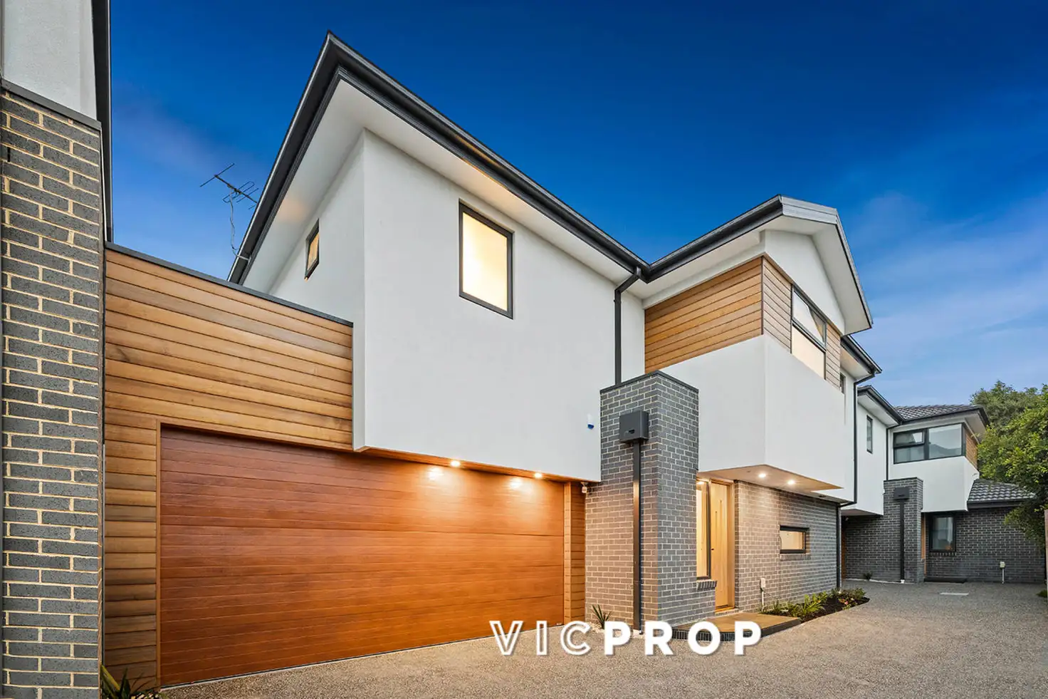 Main view of Homely townhouse listing, 2/20 Wheeler Street, Ormond VIC 3204