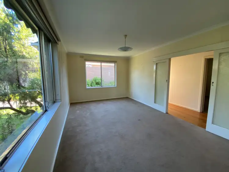 Second view of Homely villa listing, 1/21 Ashburn Grove, Ashburton VIC 3147