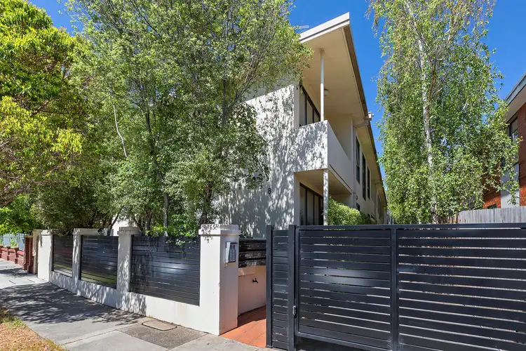 5/8 Charnwood Grove, St Kilda VIC 3182