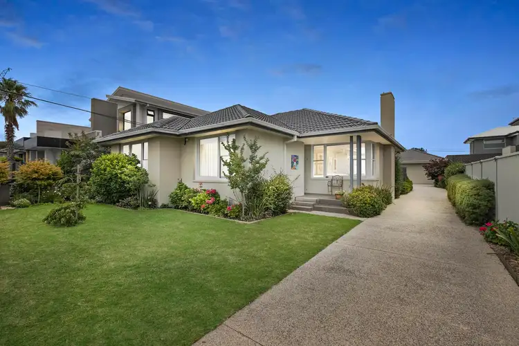Main view of Homely townhouse listing, 1/9 Lawrence Avenue, Aspendale VIC 3195