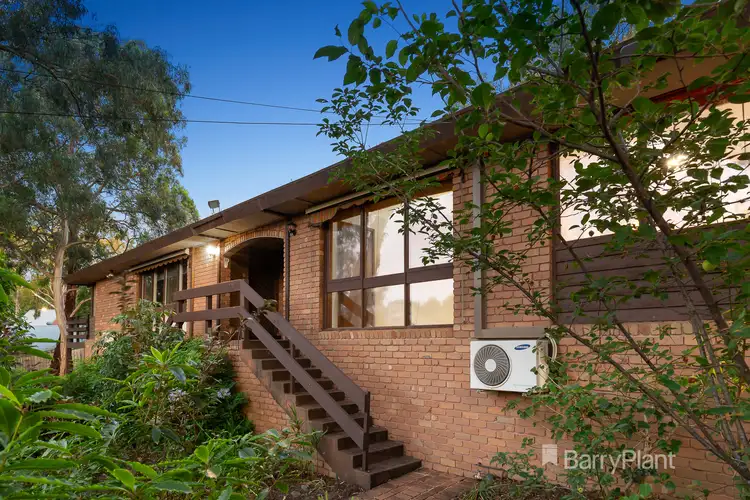Unit 1/12 Riverview  Road, Montmorency VIC 3094