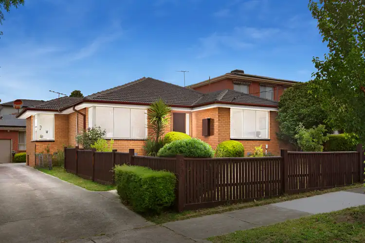 Main view of Homely unit listing, 1/30 Kiewa Street, Doncaster VIC 3108