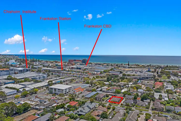 Main view of Homely unit listing, 1/9 Petrie Street, Frankston VIC 3199
