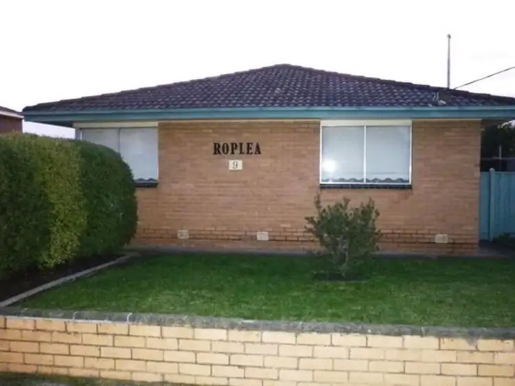 Second view of Homely unit listing, 1/9 Petrie Street, Frankston VIC 3199