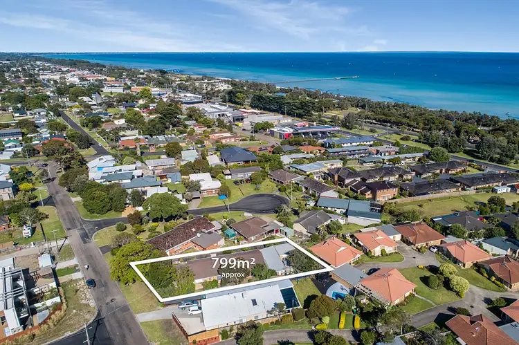 48 Rosemore Road, Rosebud VIC 3939