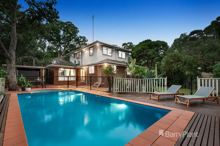 10 Heacham Road, Eltham North VIC 3095