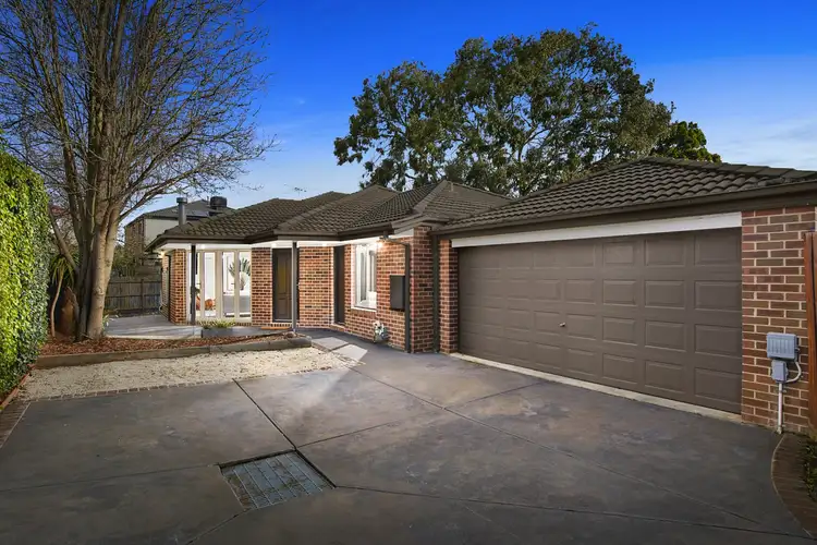 2/15 Mindara Avenue, Rowville VIC 3178