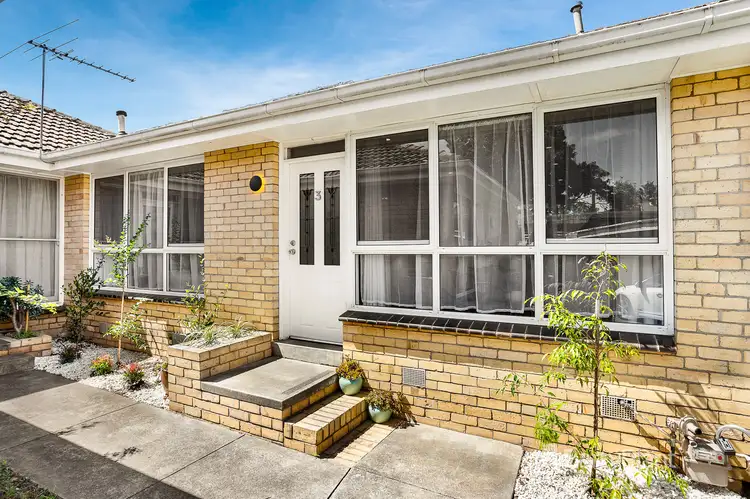 3/8 Laburnum Street, Parkdale VIC 3195