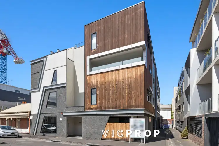 44 Bedford Street