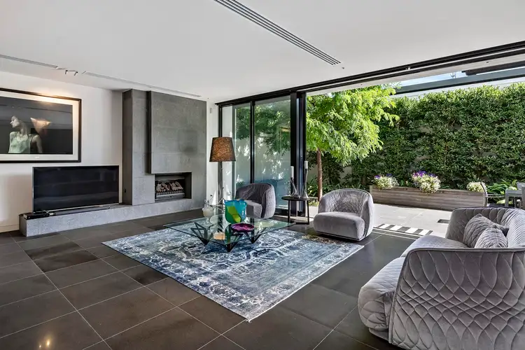 1/2 Sandown Street, Brighton VIC 3186