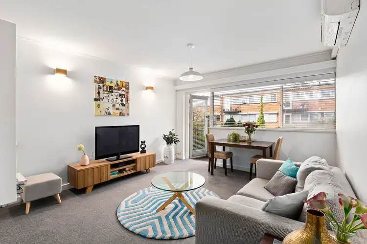 29/6-8 Glen Eira Road, Ripponlea VIC 3185