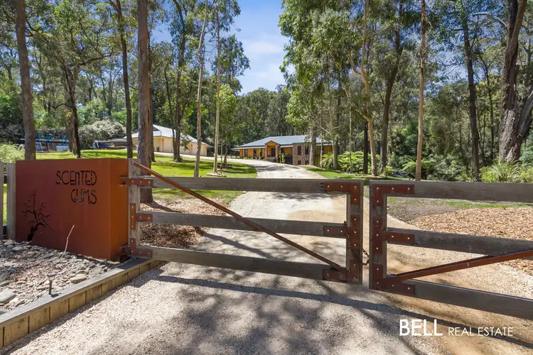 21 Deery Road, Emerald VIC 3782
