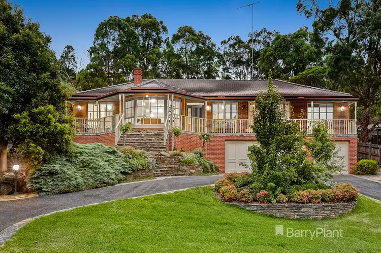 33 Ridgeview Street, Eltham VIC 3095