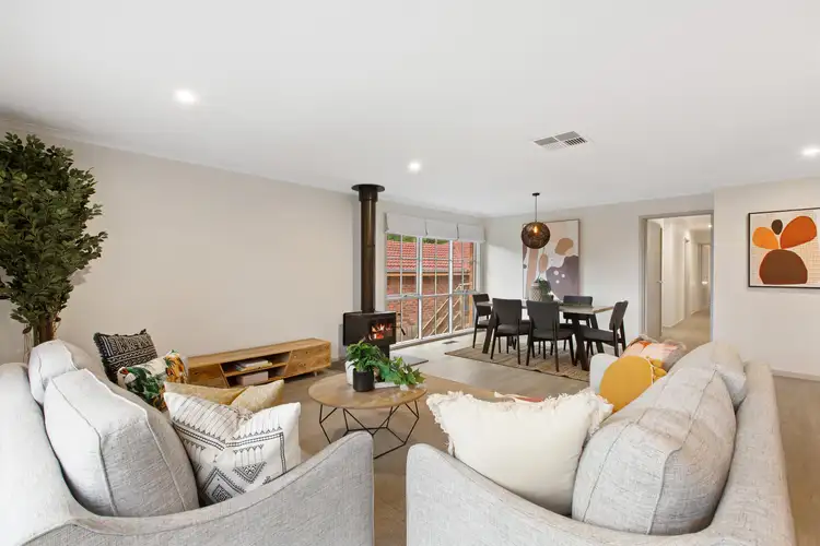 Fifth view of Homely house listing, 3 Chivers Court, Warranwood VIC 3134