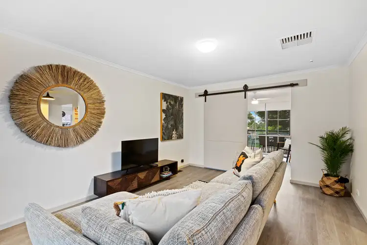 Sixth view of Homely house listing, 3 Chivers Court, Warranwood VIC 3134