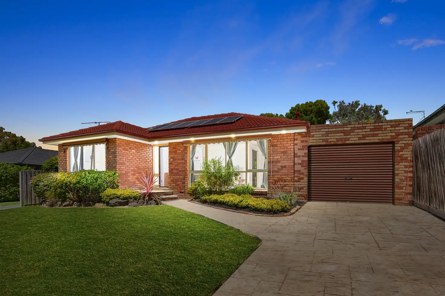 Main view of Homely house listing, 15 Kaisman Square, Wantirna VIC 3152
